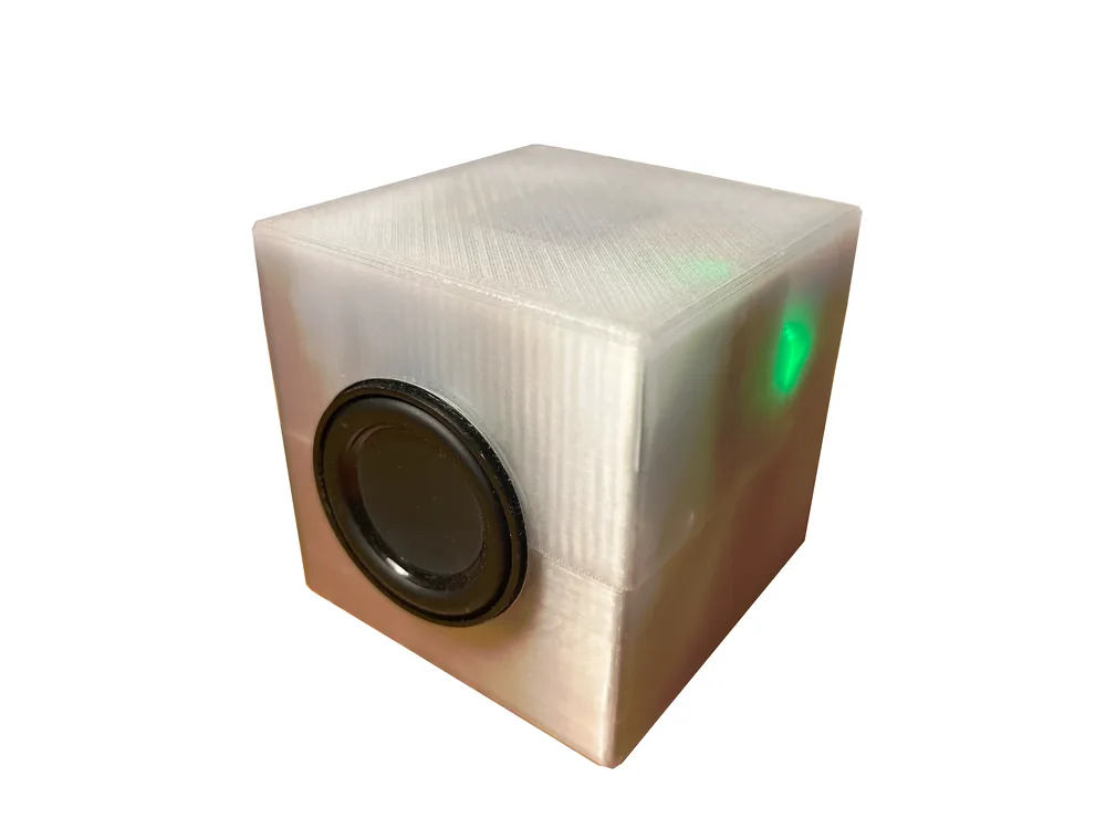 SonoCube: A Handheld Motion-Responsive Sound Object