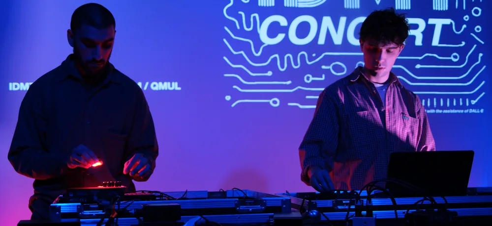 Algorithmic Drum Machine with Light Dependent Timbre Control